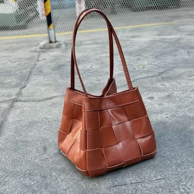 Top-Grain Oil-Waxed Cowhide Woven Small Square Bag genuine leather shoulder bag Cross body bag women's small handbag Basket bag