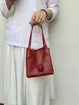 Top-Grain Cowhide Hand-Grabbed Texture Basket Style  Small Square Bag genuine leather bag Handbag Crossbody Bag Shoulder Bag Women's Handbag China supplier