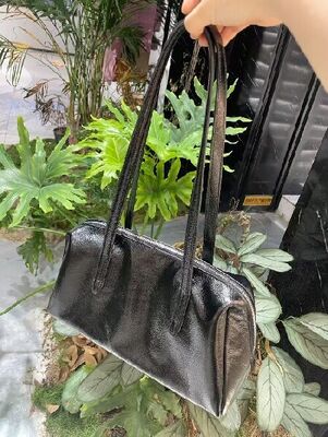 Women's genuine leather bag Top-Grain Oil-Waxed Cowhide Large Capacity Tote Shoulder Bag underarm bag Minimalist Bag China factory wholesale