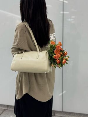 Women's genuine leather bag Top-Grain Oil-Waxed Cowhide Large Capacity Tote Shoulder Bag underarm bag Minimalist Bag China factory wholesale