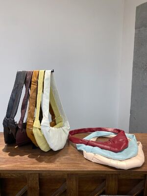 Women's genuine leather crossbody bag A-Grade Sheepskin  Croissant Dumpling Bag Shoulder Bag Fashion Bags for Women China factory wholesale