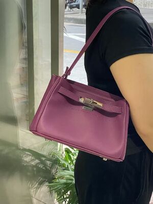 Women's genuine leather handbag work bag Napa Cowhide Commuter Shoulder & Crossbody Bag underarm bag China manufacturer wholesale