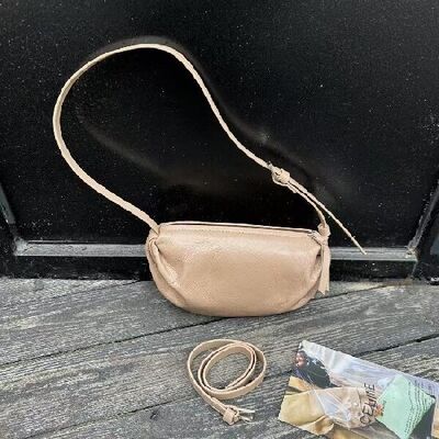 Mini genuine leather shoulder bag crossbody bag handbag for women Top-Grain Oil-Waxed Cowhide Candy Bag  Waist Bag China supplier wholesale