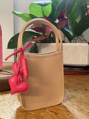 Mini genuine leather handbag shoulder bag croosbody bag for women Top-Grain Cowhide Chain Phone Bag  crossbody shoulder bag China supplier  wholesale
