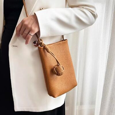 Women's genuine leather cell phone bag mobile phone bag Top-Grain Full-Grain Cowhide Phone Bag shoulder crossbody bag OEM Bag Manufacturer 