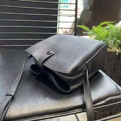 Top-Grain Full-Grain Cowhide Crossbody Bag women's Mini genuine leather shoulder bag cell phone bag mobile phone bag China OEM factory wholesale