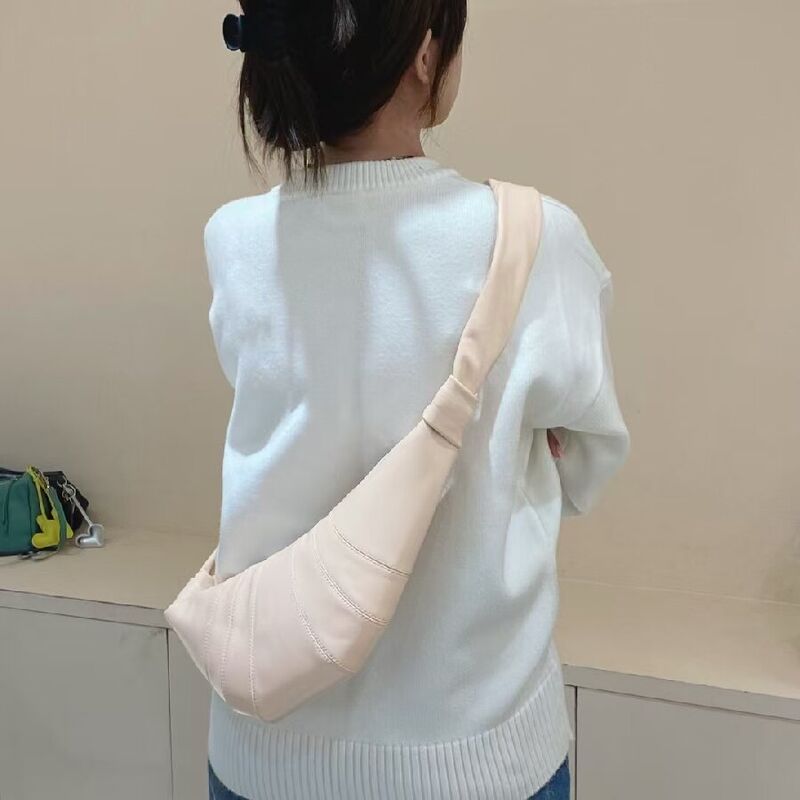 Women's genuine leather crossbody bag A-Grade Sheepskin  Croissant Dumpling Bag Shoulder Bag Fashion Bags for Women China factory wholesale